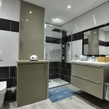 Apartment Confortable Studio A 10 Minutes De La Mer Le Cannet